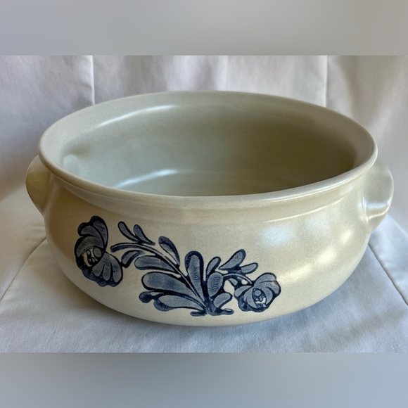 Pfaltzgraff Yorktowne Blue Casserole Serving Dish 2 Quart Round 8.25” diameter - Picture 6 of 13